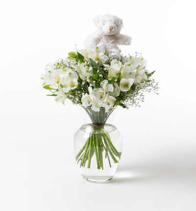 Hvit alstroemeriabukett med bamse Hvit alstroemeriabukett med bamse